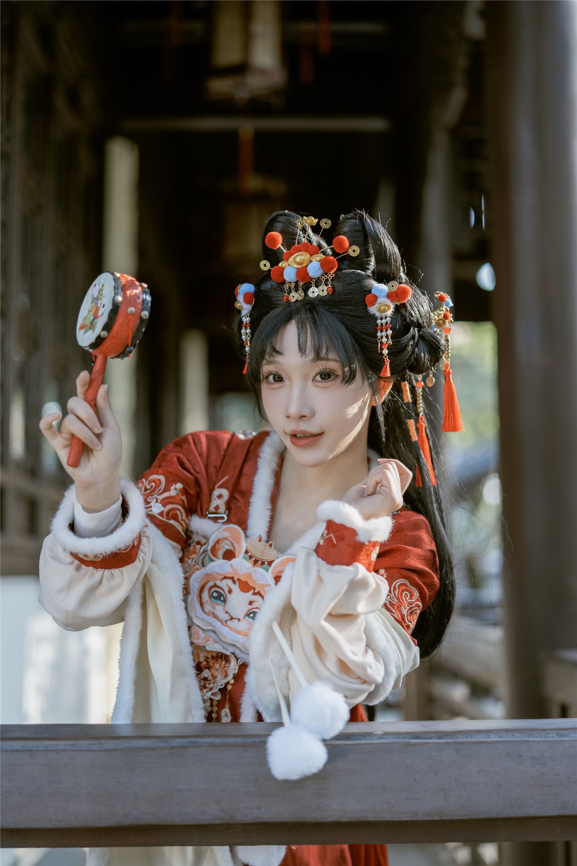 YITUYU艺图语 2025.01.31 红红火火迎新年 一只小羊